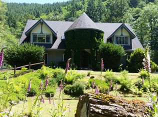 18778 E Aschoff Rd, Rhododendron, OR 97049