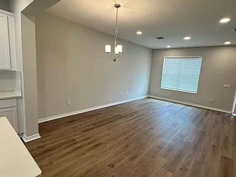 15965 Grafton Way — Photo 10
