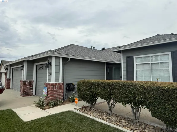 2294 El Monte Dr, Oakley, CA 94561