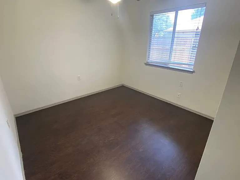 1141 Emmitt Run — Photo 17