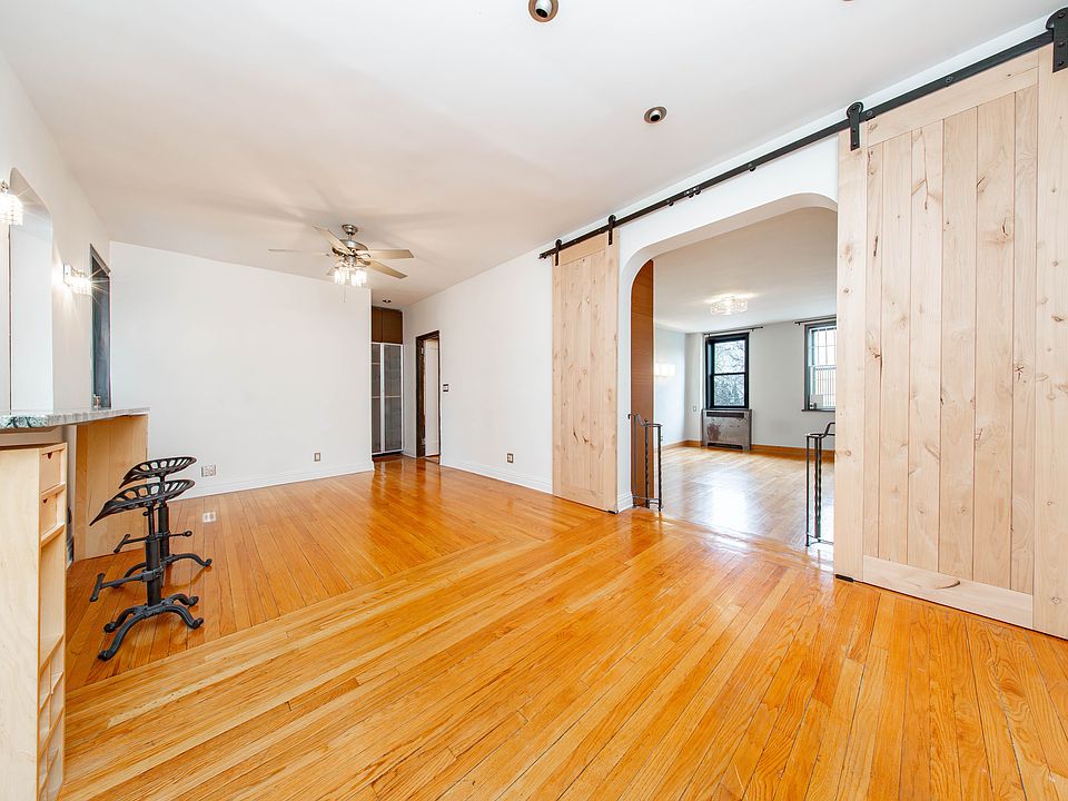 1st image of 3006 29th St APT 3C