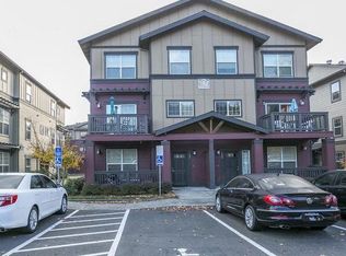 22850 SW Forest Creek Dr UNIT 203, Sherwood, OR 97140