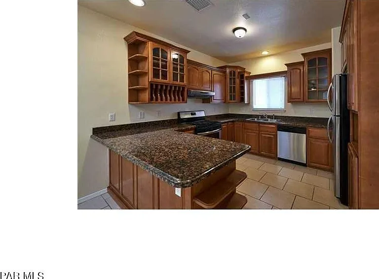 5817 Lawndale Dr #4 — Photo 17