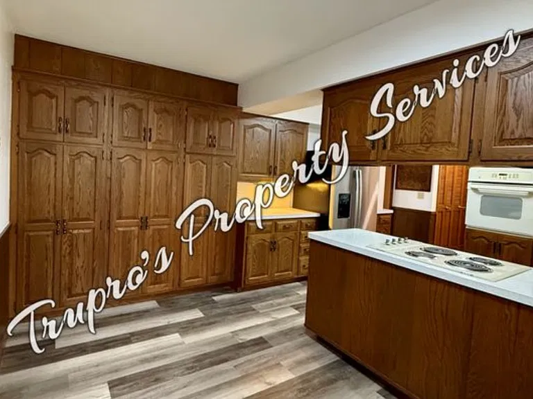 2715 E Shawnee Rd — Photo 30