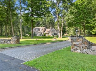 97 Burroughs Rd, Easton, CT 06612