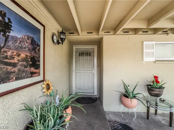 5102 Billman Ave, Las Vegas, NV 89122