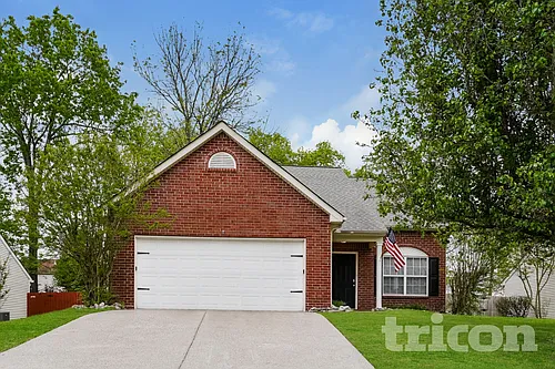 1689 Eagle Trace Dr Photo 1