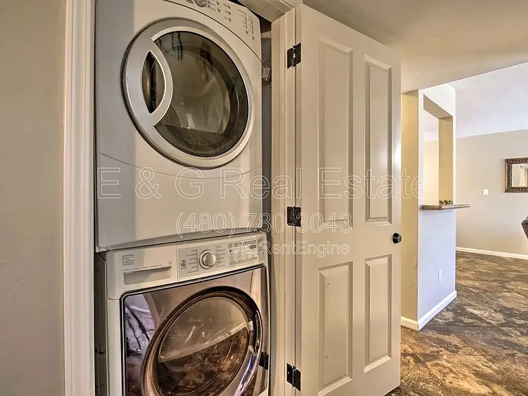 609 S Priest Dr — Photo 27