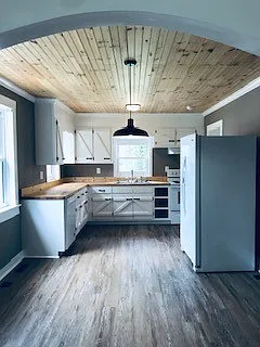 194 W Morningside Dr — Photo 14