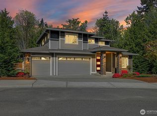8057 E Commons Ct, Port Orchard, WA 98366