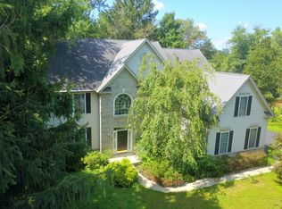 102 Veronica Ln, Lansdale, PA 19446