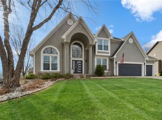 17519 W 84th Ter, Lenexa, KS 66219