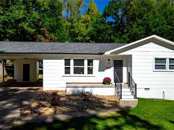 1620 Preston Dr, Anderson, SC 29621