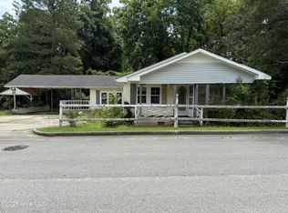 41 Twin Pines Rd, Whiteville, NC 28472