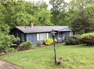 425 Heritage Rd, Carbondale, IL 62903