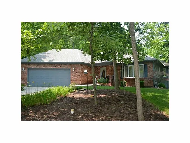 2028 Silver Fox Dr W photo 1