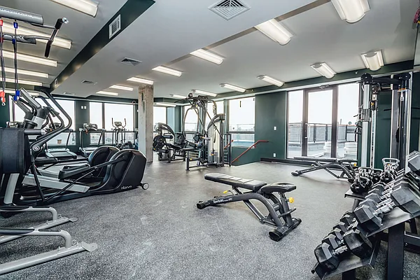 Rented by Nooklyn NYC LLC | media 100