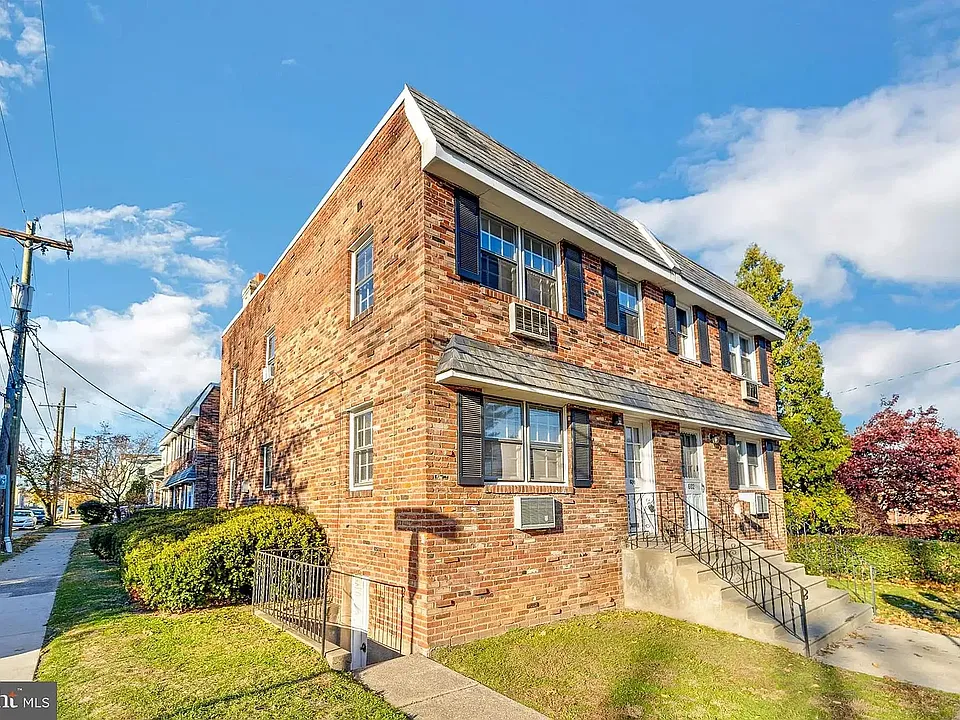600 Walnut Ln #2
