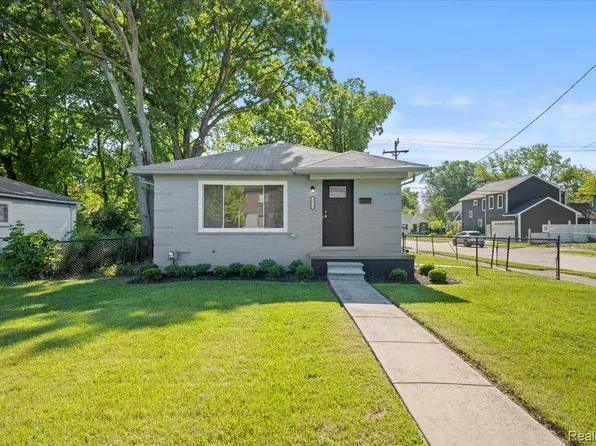 4014 Greenfield Rd, Berkley, MI 48072