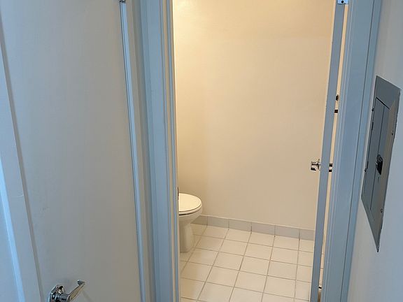 3rd image of 3930 24th St APT 3