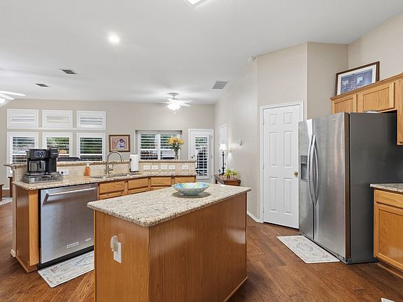 5th image of 7317 Stone Hearth Dr