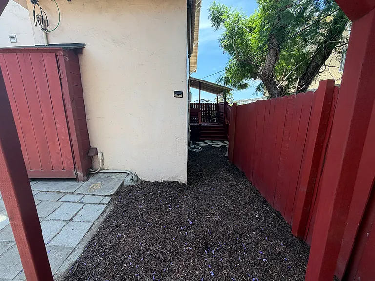 2948 B St — Photo 17