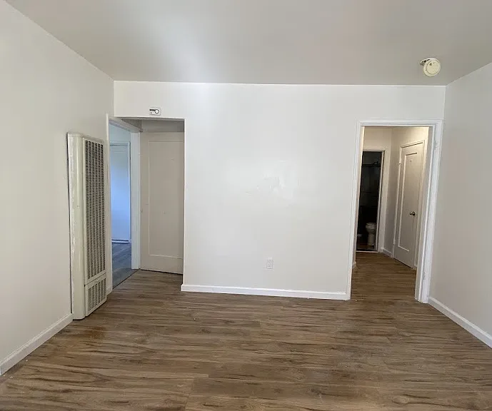 1530 University Ave #1530 — Photo 3