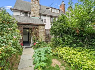89 Kensington Rd, Bronxville, NY 10708
