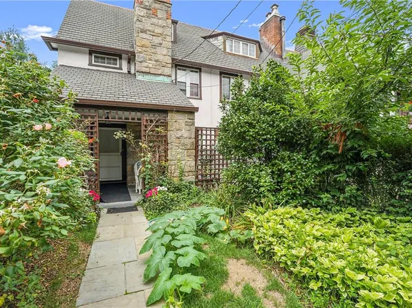 89 Kensington Road, Bronxville, NY 10708