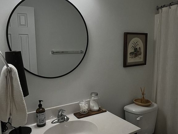 2nd image of 245 New River Dr