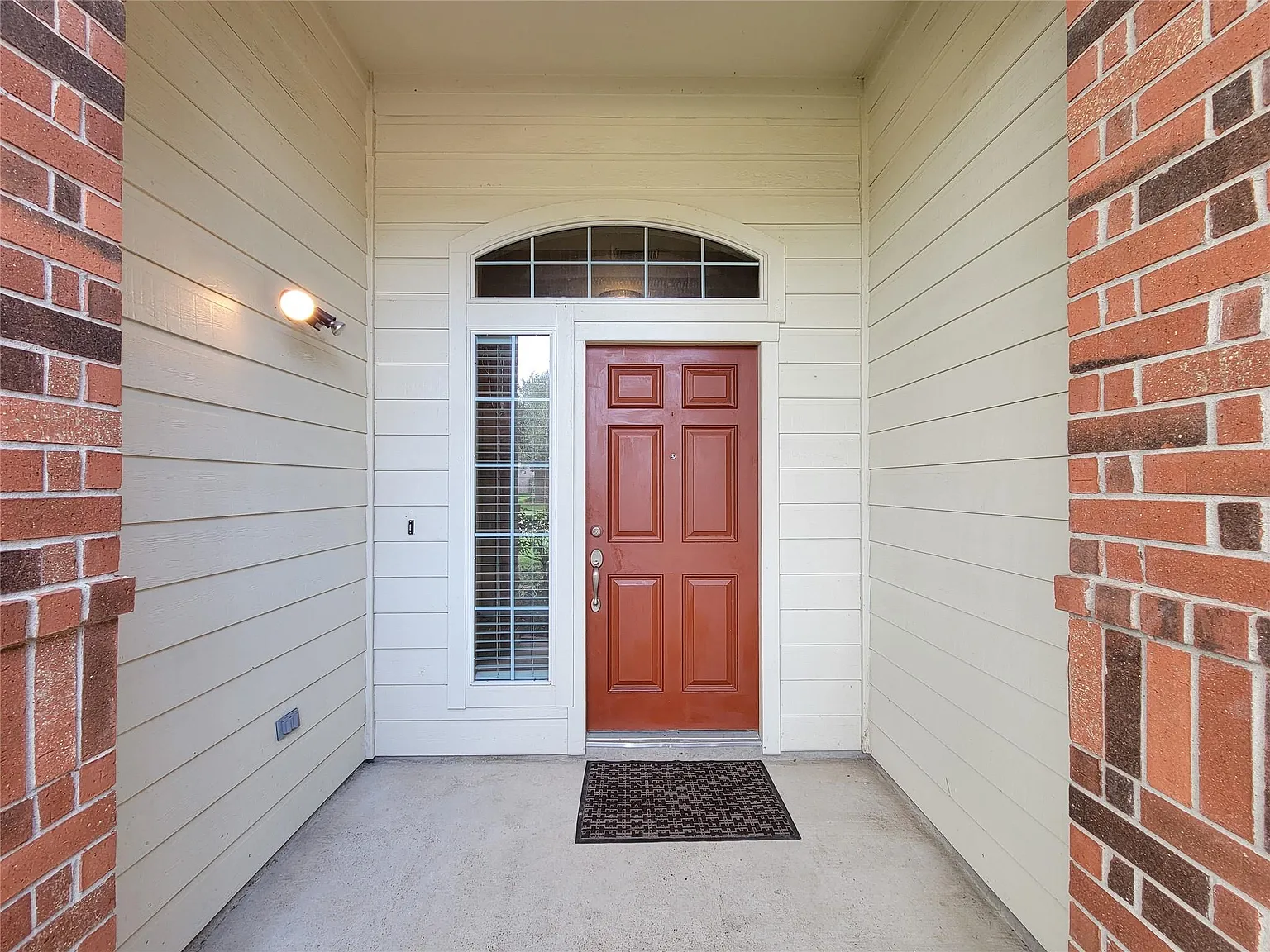 3 bed, 2.0 bath, 1804 sqft, $1,895 — Photo 4