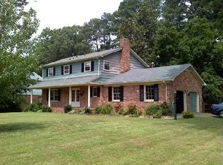 26 Shore Park Dr, Newport News, VA 23602
