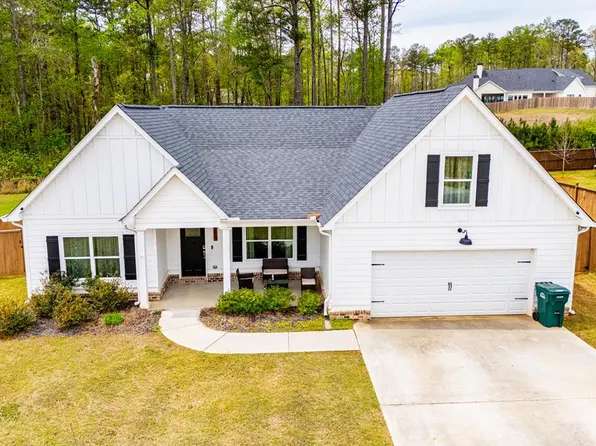 143 Springwood Dr, Carrollton, GA 30117