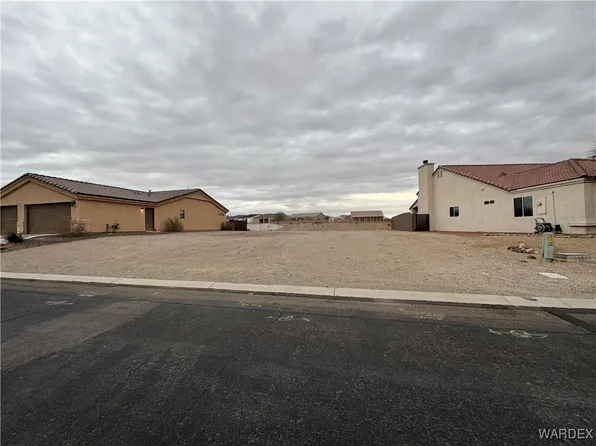 6066 S Bella Vista Dr, Fort Mohave, AZ 86426