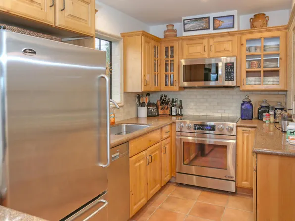3375 Foothill Rd Unit 324, Carpinteria, CA 93013
