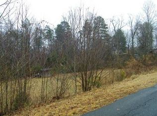 2948 2nd Street Ct NW, Hickory, NC 28601