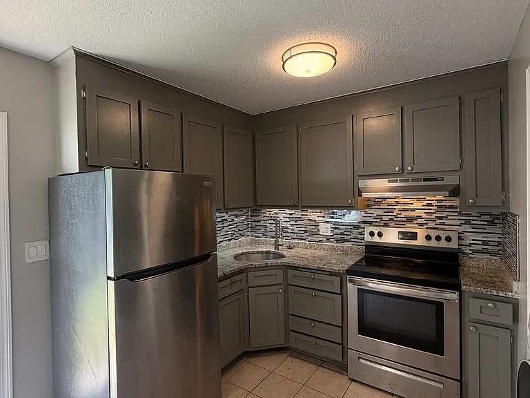 57 Union St #0 — Photo 2