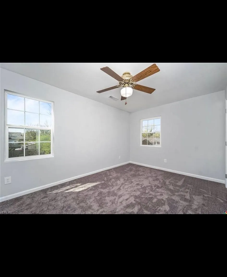 3 bed, 1242 sqft, $2,375 — Photo 2