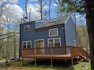 362 Somerset Dr, East Stroudsburg, PA 18301
