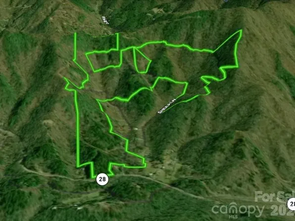 80 Breeze Wood Dr, Bryson City, NC 28713