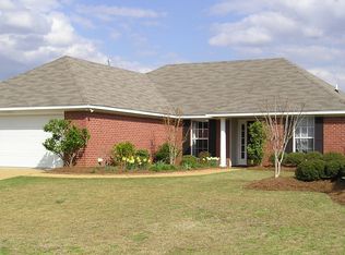 610 Summer Pl, Flowood, MS 39232