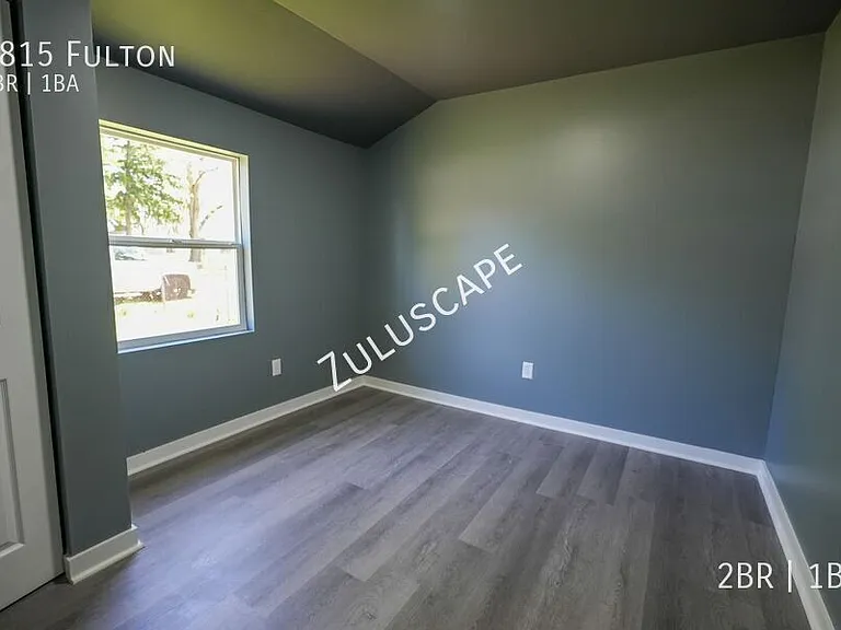 1815 Fulton Ave — Photo 5