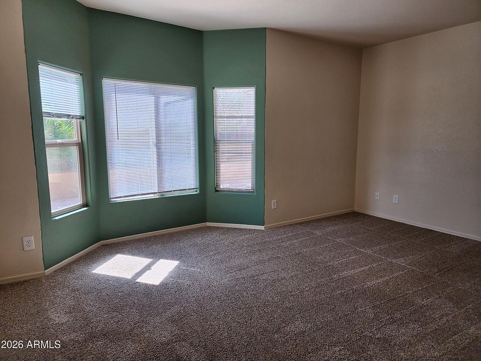 1st image of 4246 KINGS CANYON Way