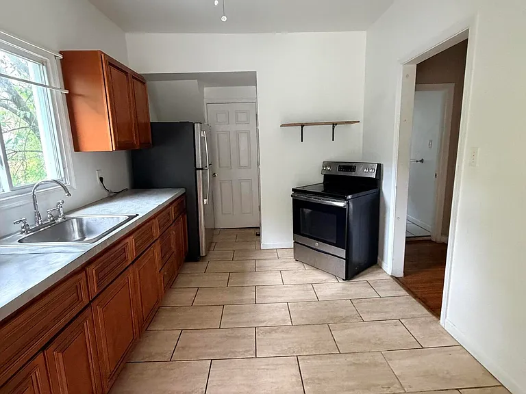 1607 Mulberry St #2 — Photo 5