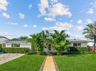 5900 SW 93rd Pl, Miami, FL 33173