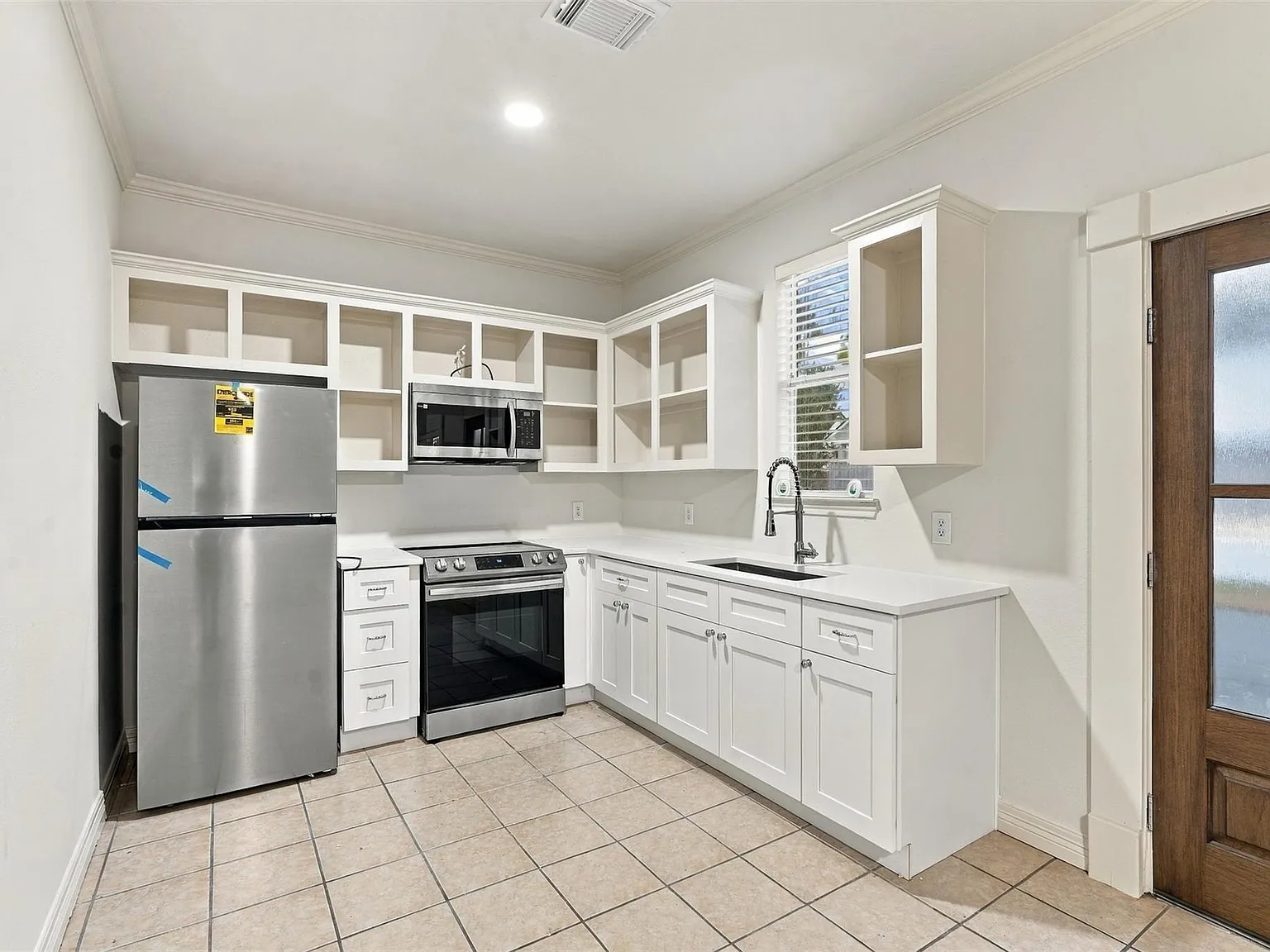2 bed, 1.0 bath, 600 sqft, $1,650 — Photo 4