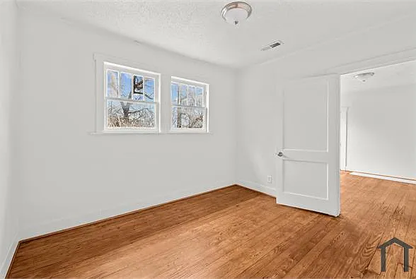 2712 24th St W — Photo 6