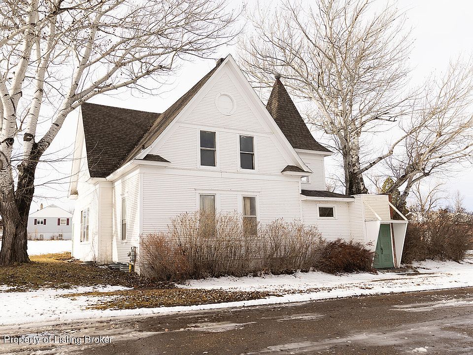 1st image of 105 3rd Ave SE