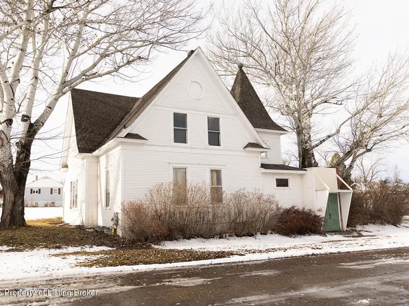 105 3rd Ave SE, Beach, ND 58621