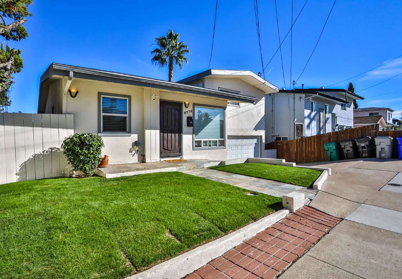 1 bed, 1.0 bath, $1,100 — Photo 2